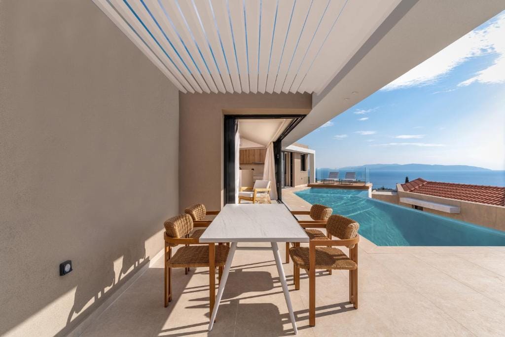 a room with a table and chairs