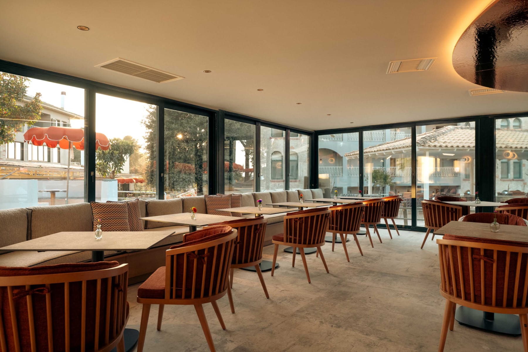a-la-carte-restaurant-1