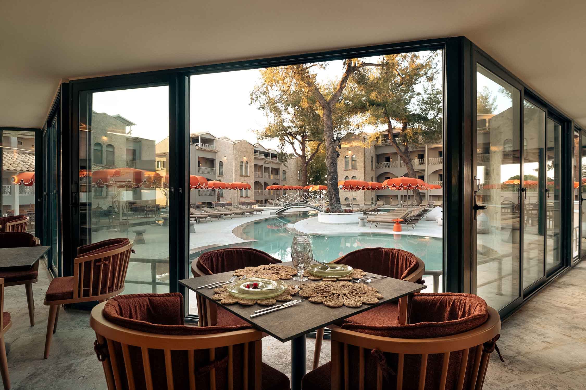 a-la-carte-restaurant-2