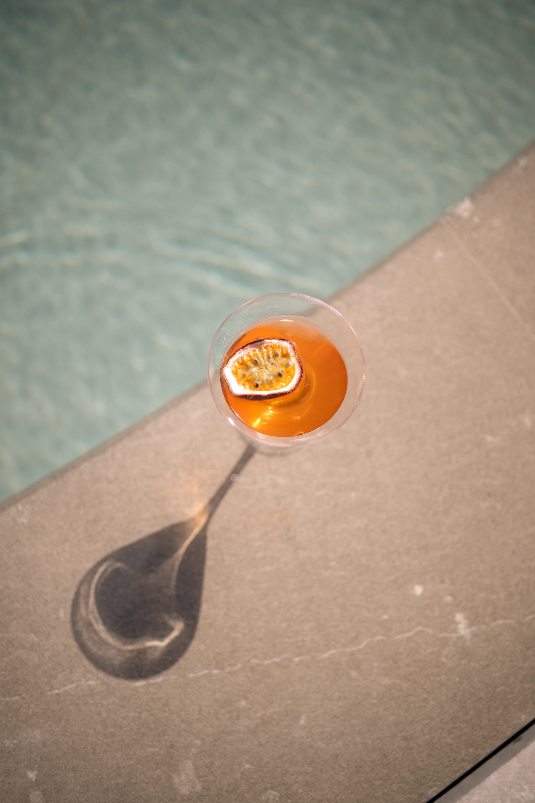 pool-bar-dining-page
