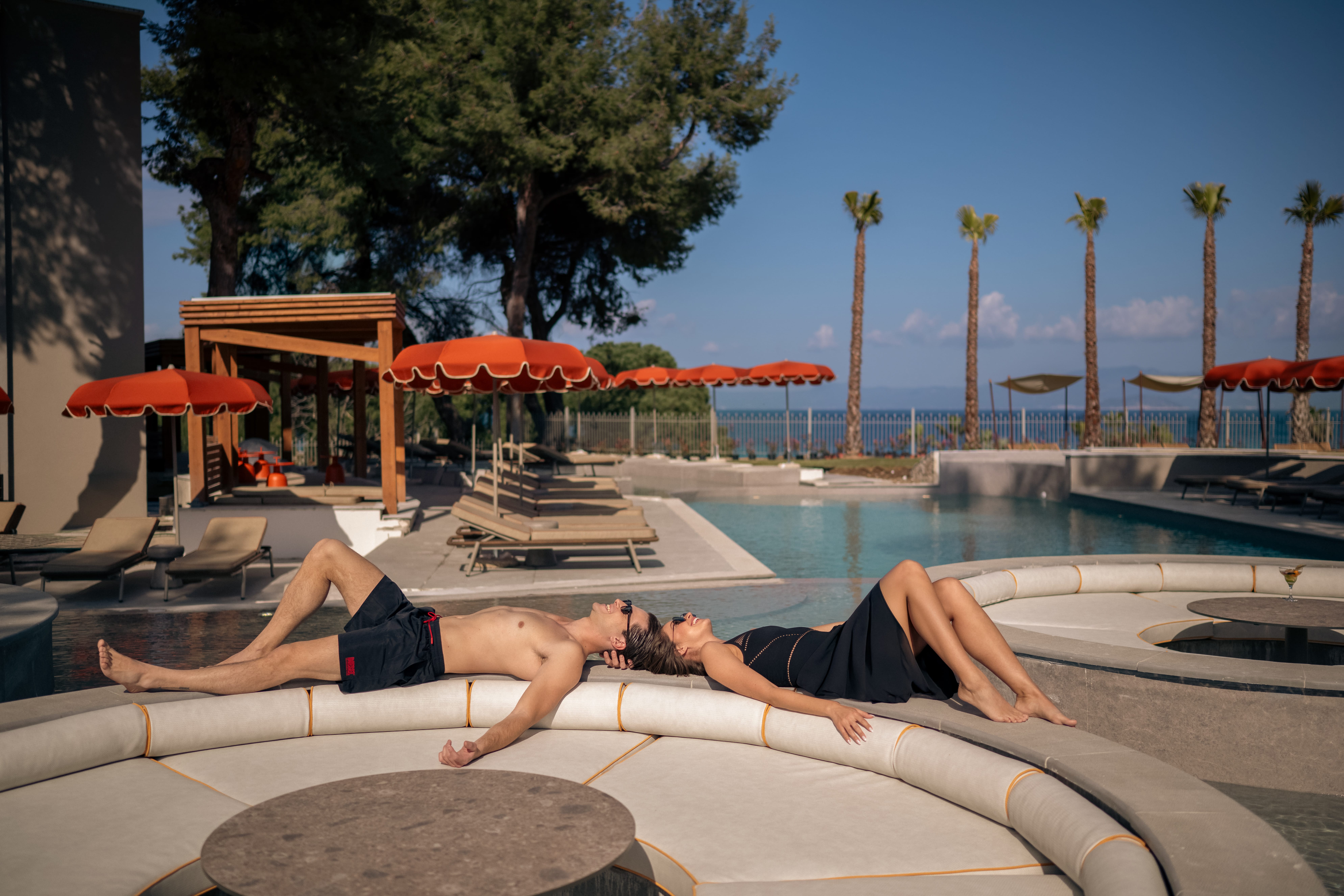 pool-bar