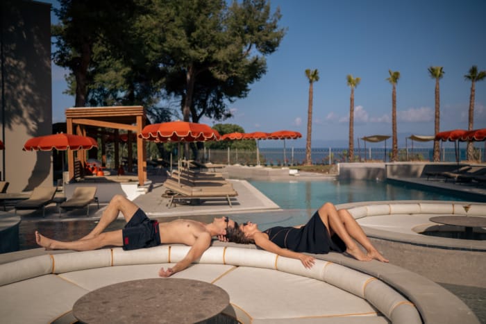 pool-bar