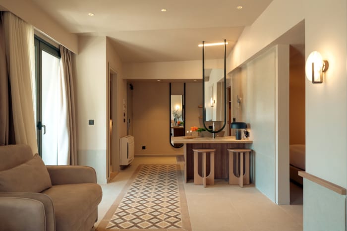 room-142-23