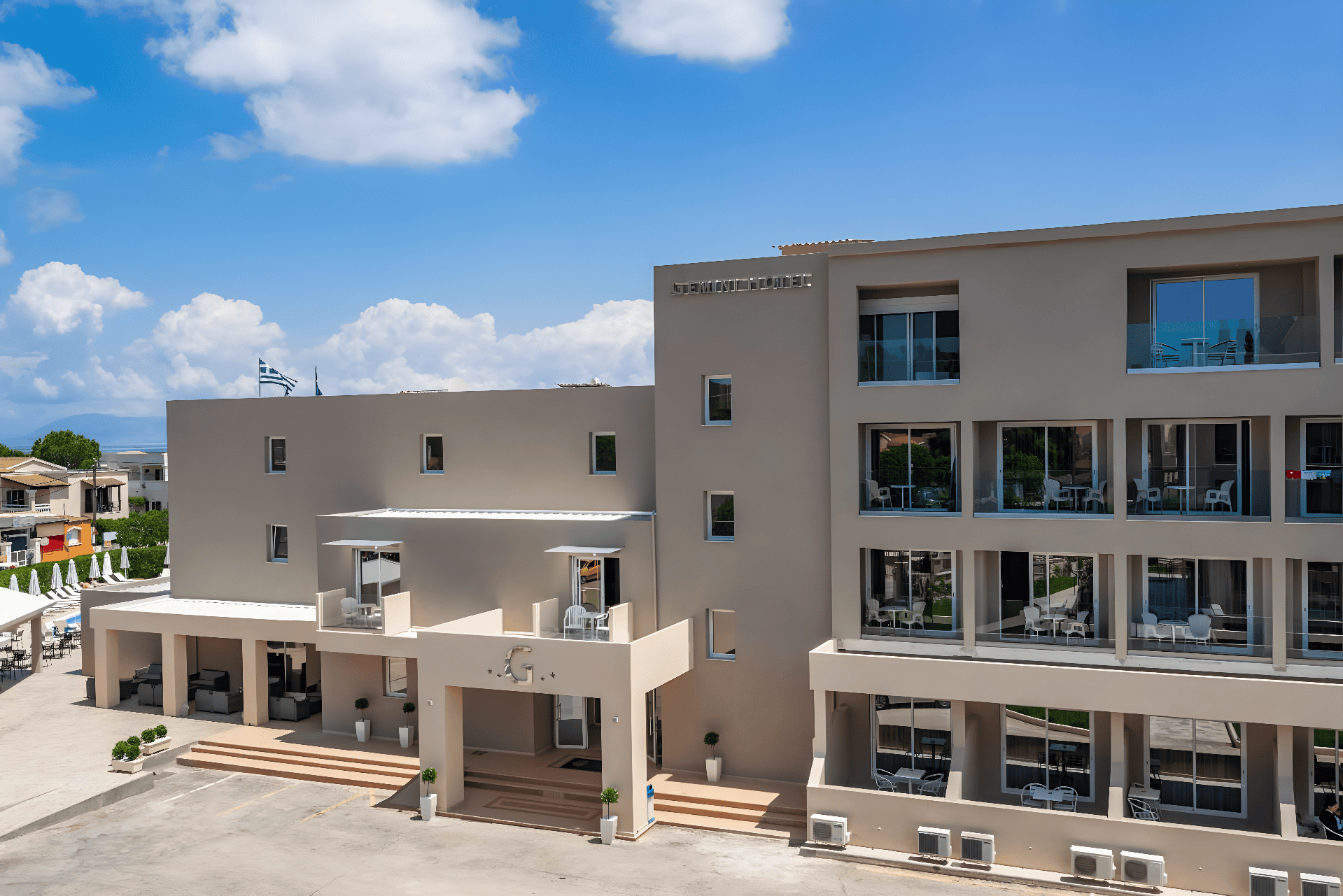 a building with a lot of windows