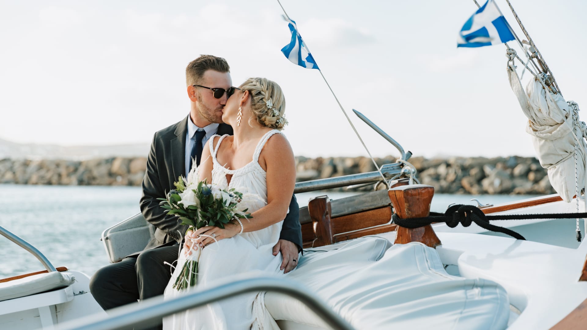 Best boat tours in Paros for families and couples