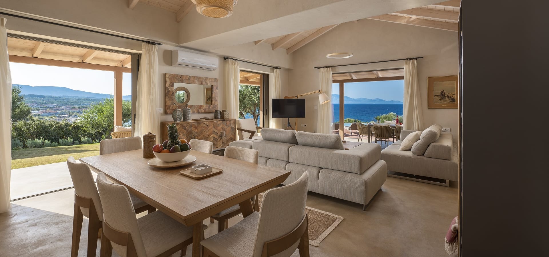villa-zakynthos-living-room-view05