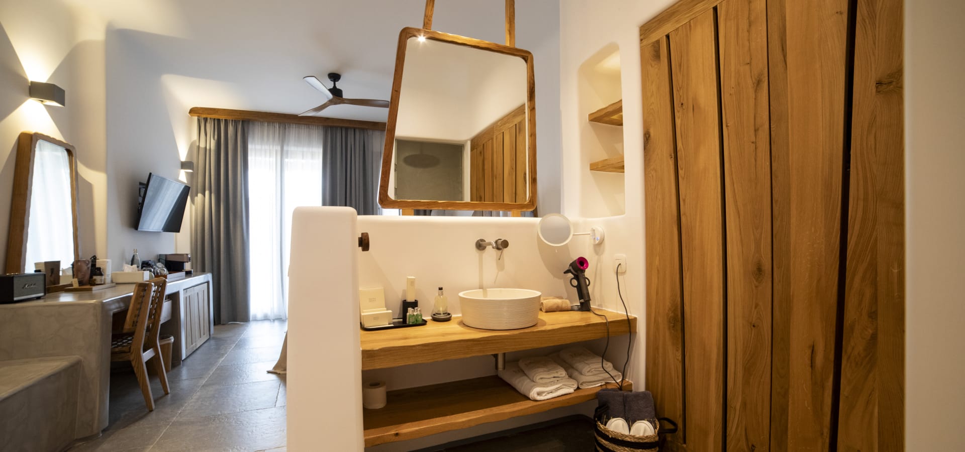 a bathroom with a large mirror