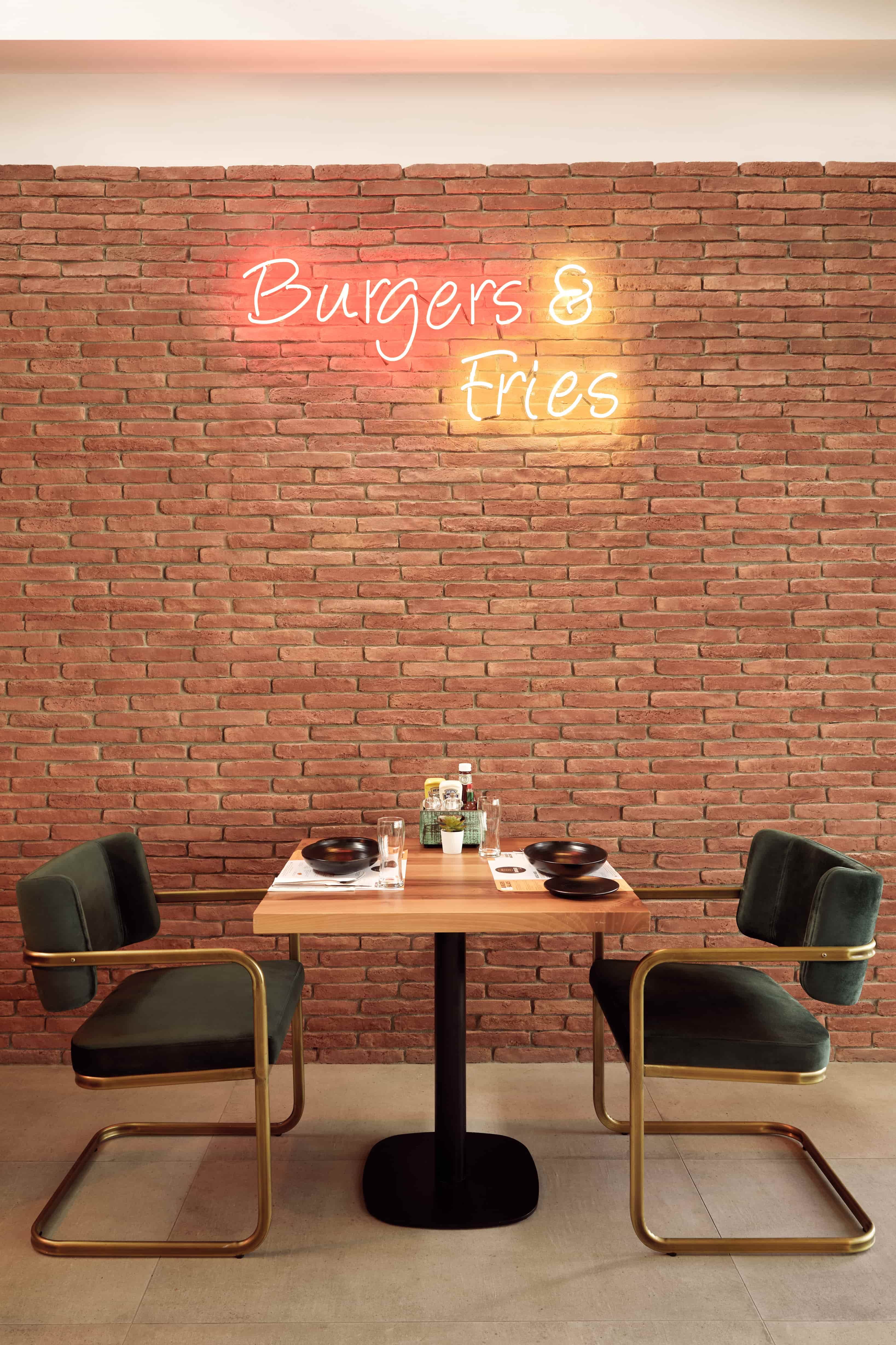 mare-paphos-the-burger-club-2