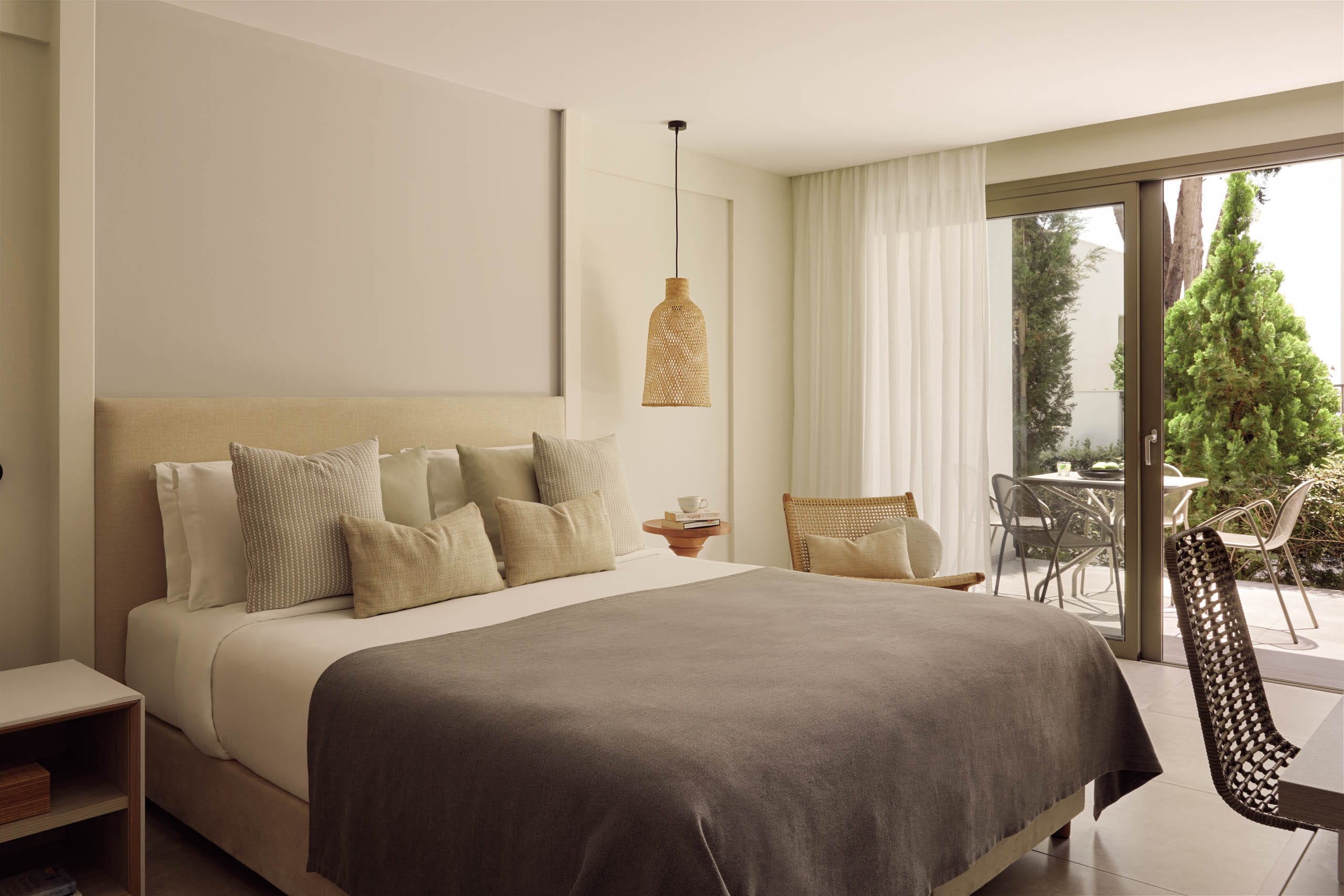 mare-paphos-one-bedroom-suite-1