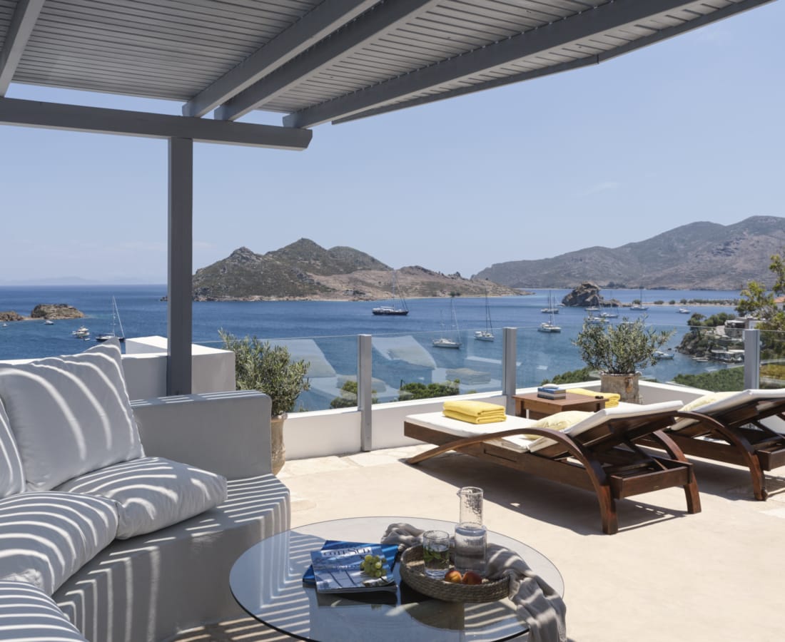 a room with a bed and a mirror