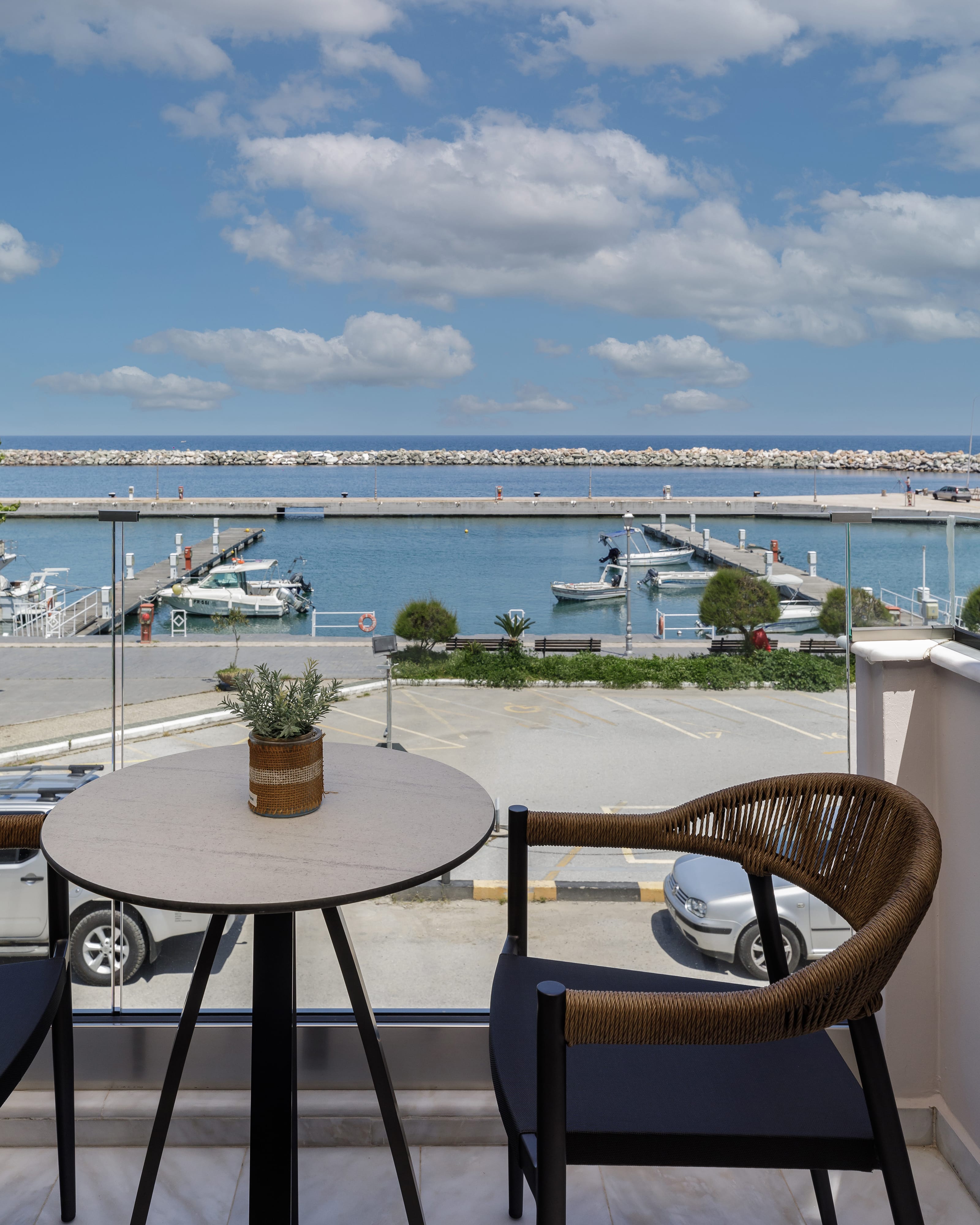 diverso-platamon-superior-sea-view-9