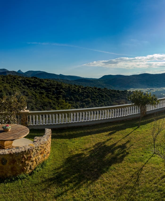 oak_tree_estate_005_rotunda