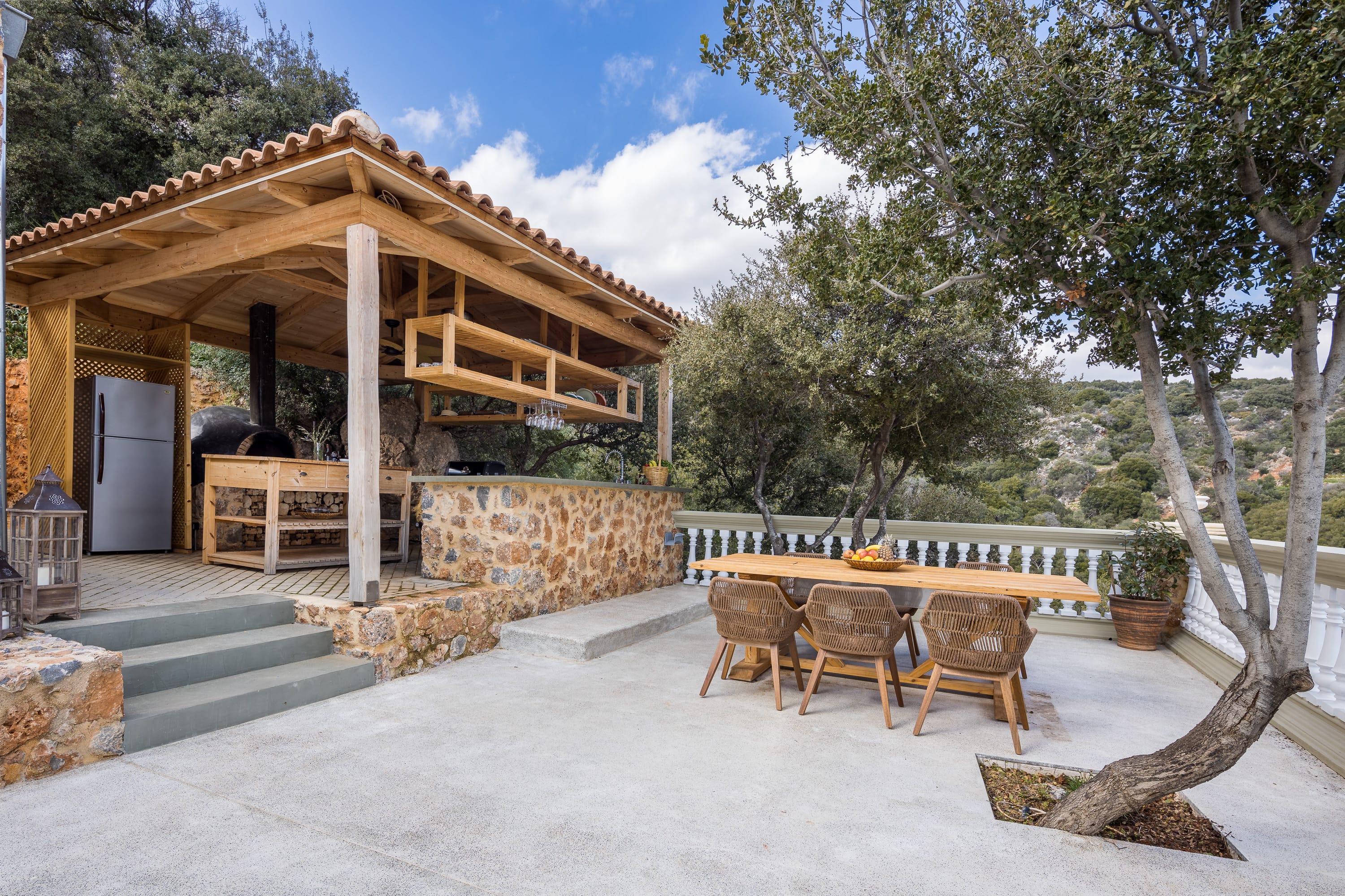 oak_tree_estate_021_bbq-1