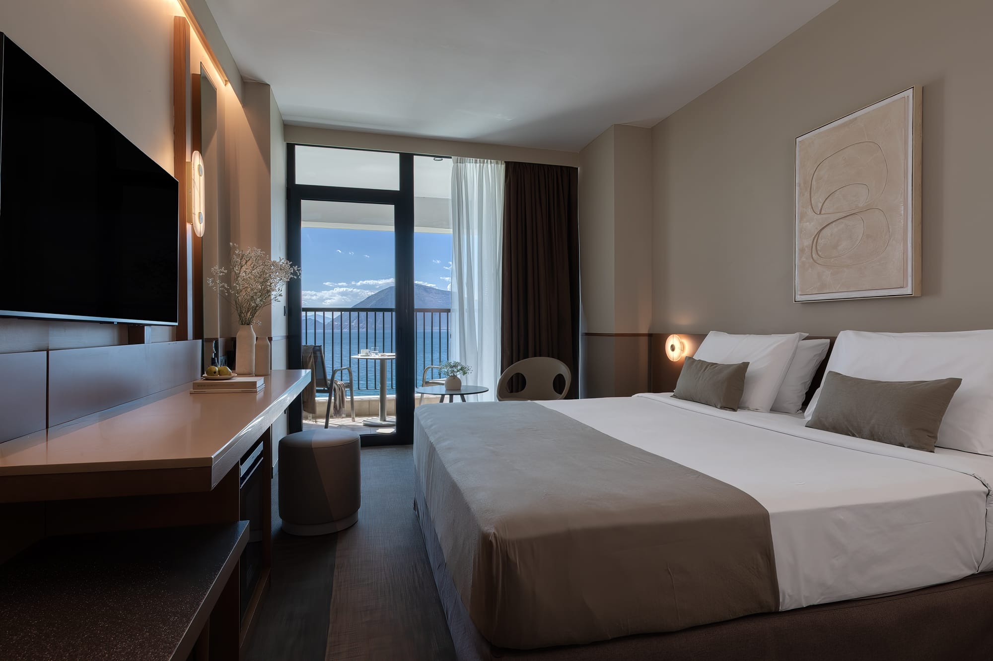 achaia-beach-hotel-with-double-rooms-sea-view-on-the-beach-patras-greece