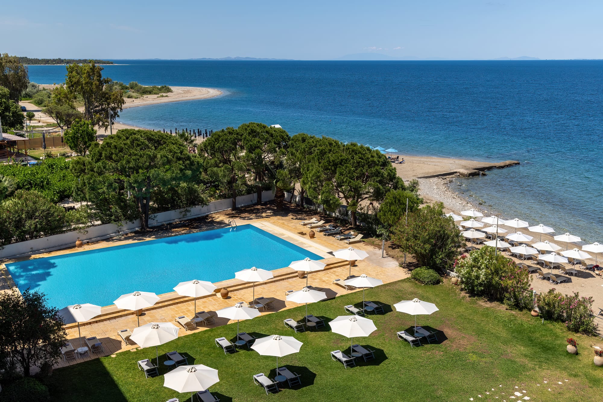 summer-offer-hotel-with-pool-in-patras-achaia-beach-hotel-peloponnese-greece