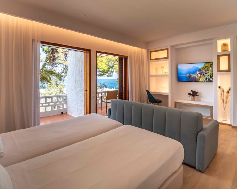 wyndham-loutraki-poseidon-resort-executive-room-sv-low
