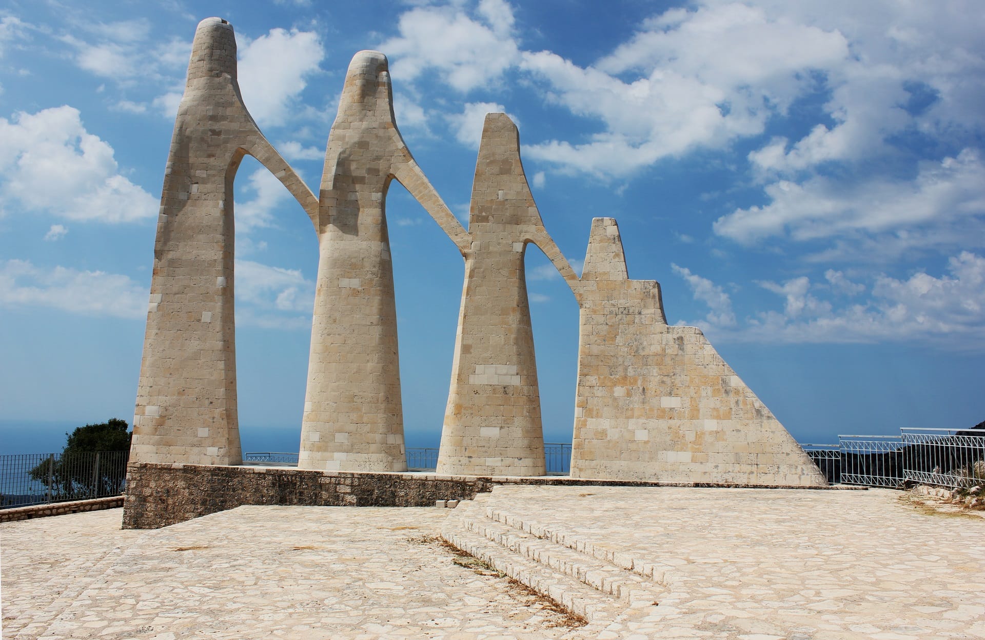 shutterstock_1586269588