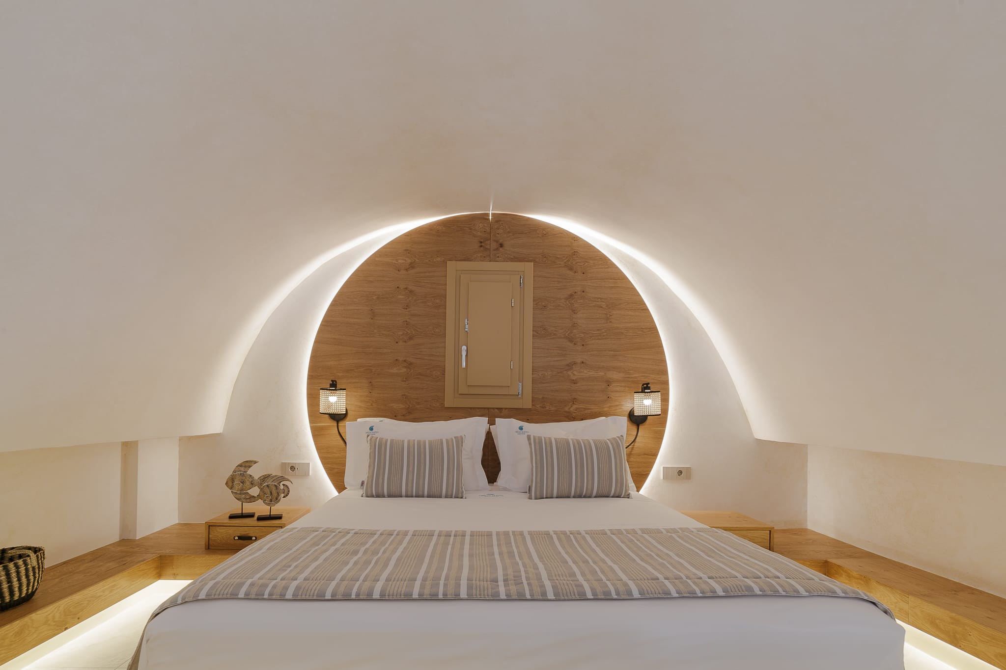 Loft Suite with outdoor Jacuzzi