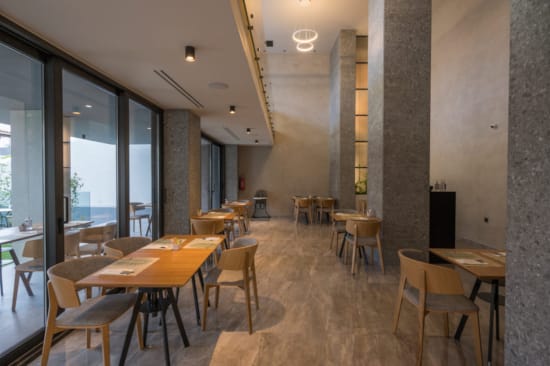 restaurant-5-1300x865