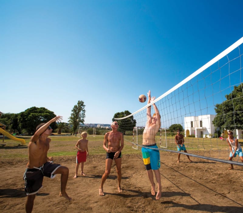 5c4b16a0fa6ff4ea7c89febe-large