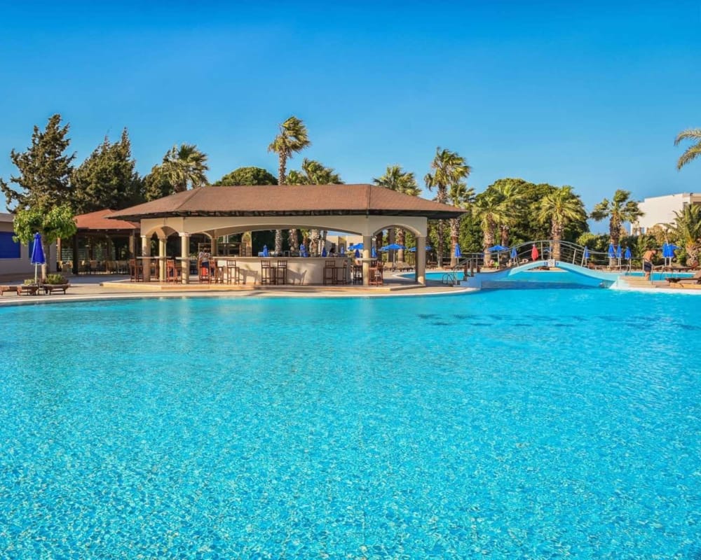 pool-bar