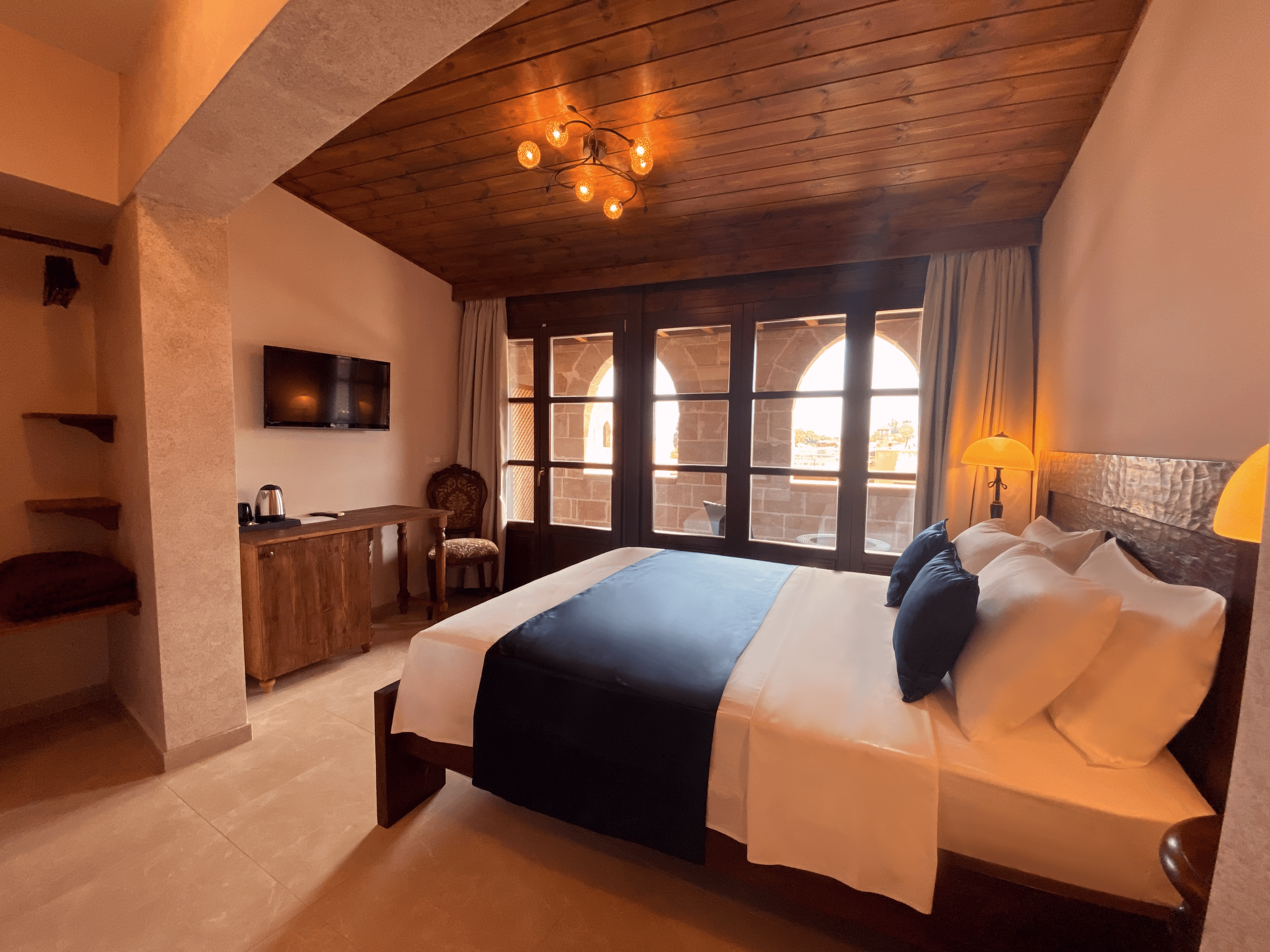 Δωμάτια & Σουίτες