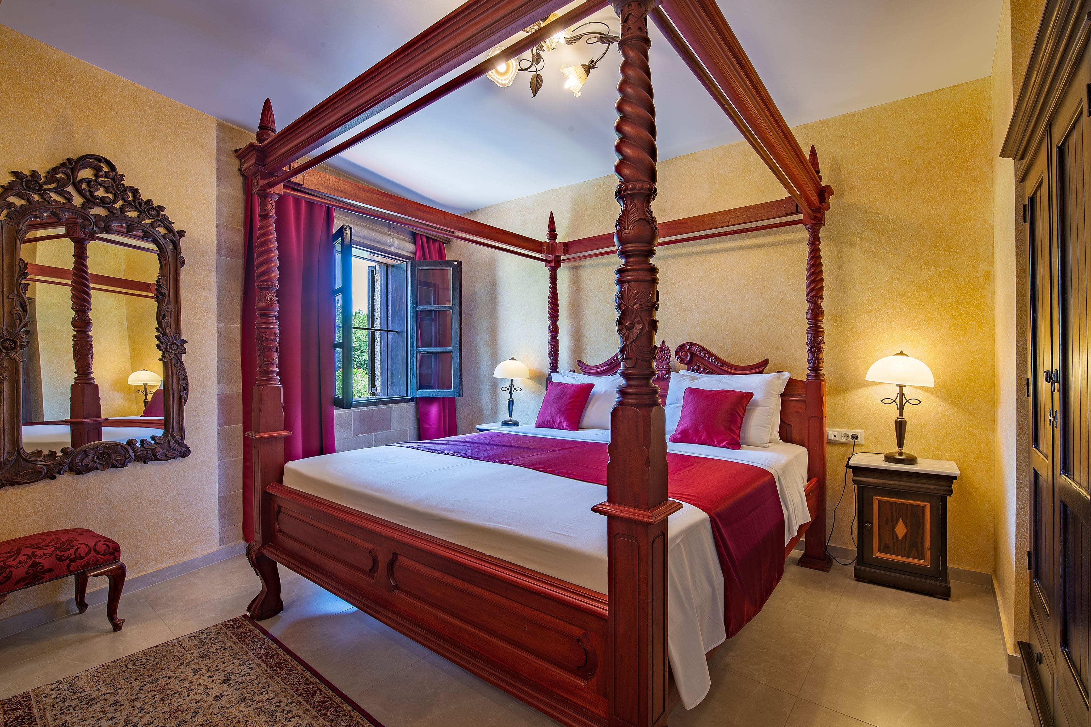 Δωμάτια & Σουίτες