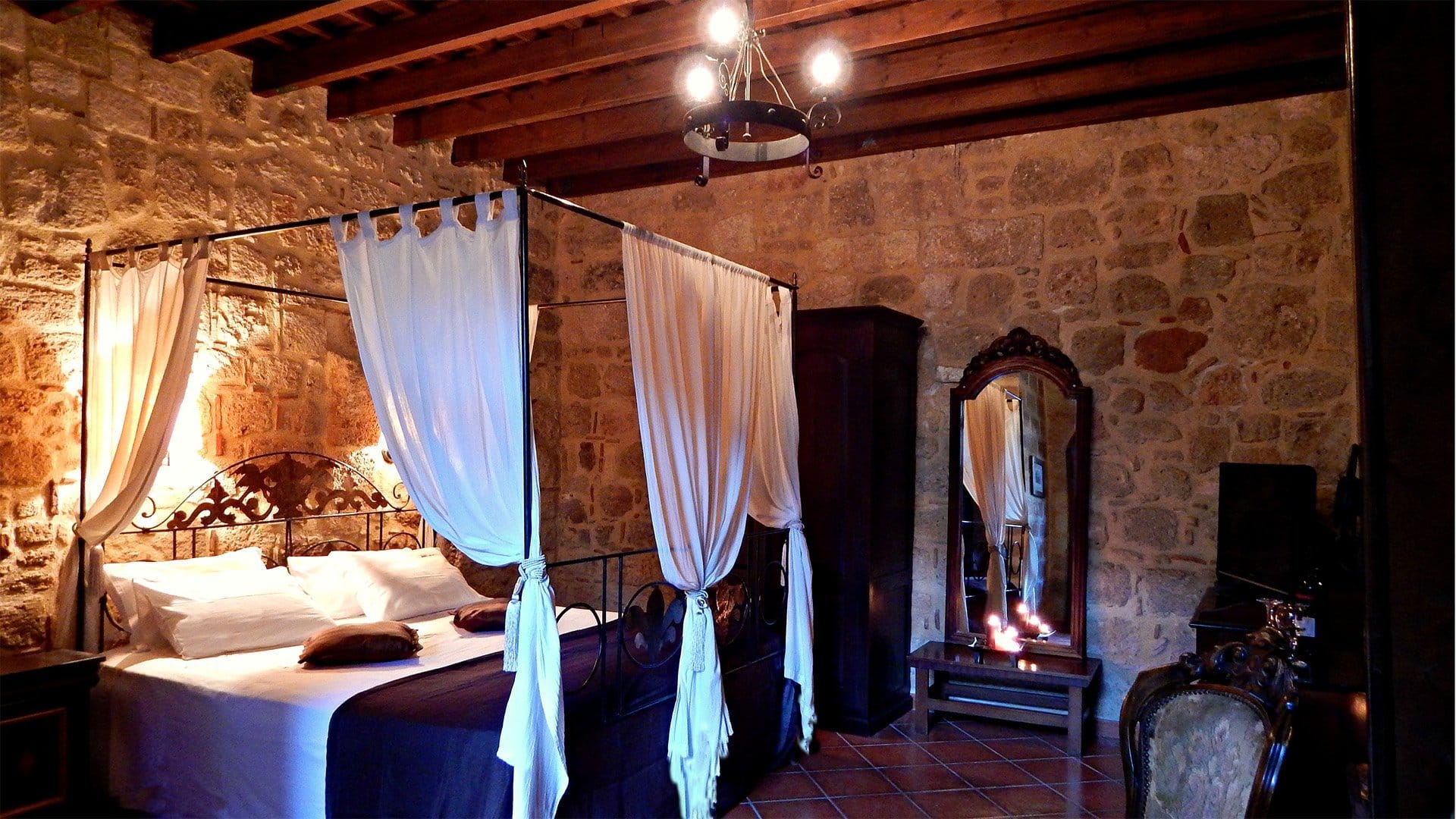 Δωμάτια & Σουίτες