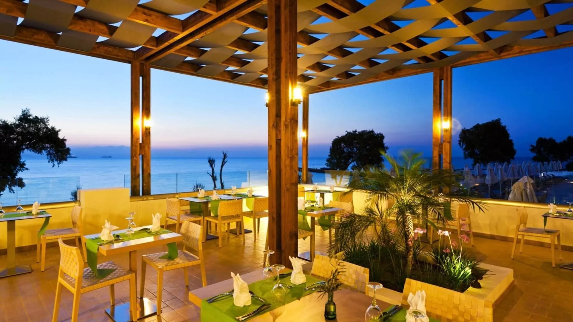 a-la-carte-restaurant-3-1920x1080