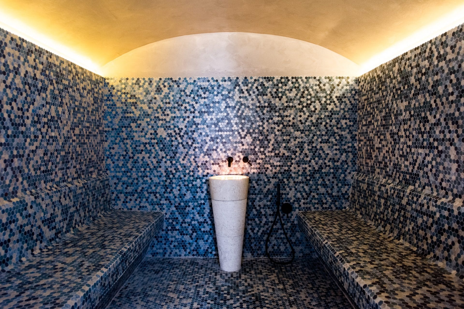 amp_6628-edit-1920x1281