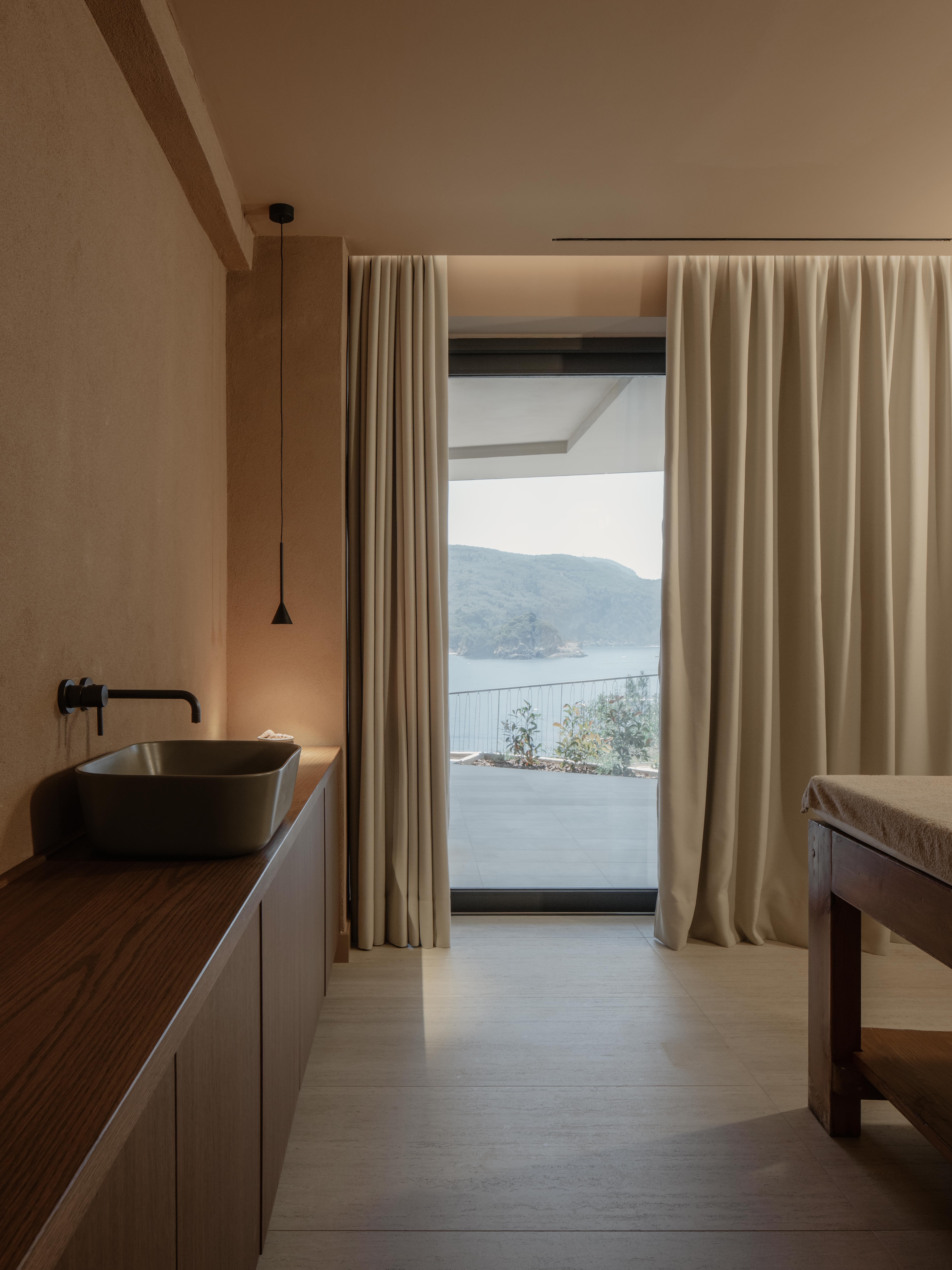 spa-with-view-copy