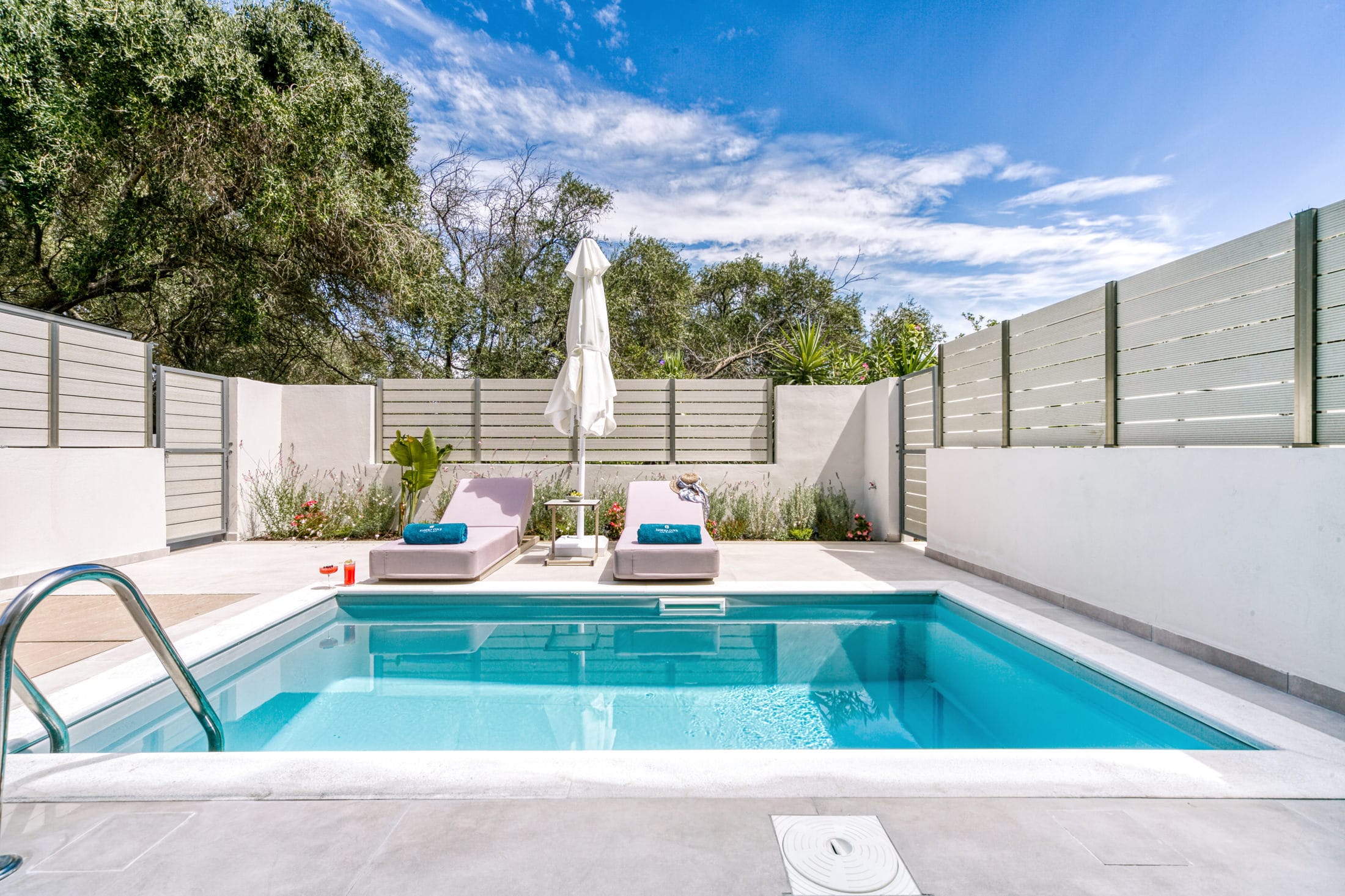 executive-private-pool6-1