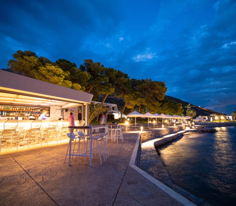 wyndham-ramada-loutraki-poseidon-resort-anemos-seaside-bar-10