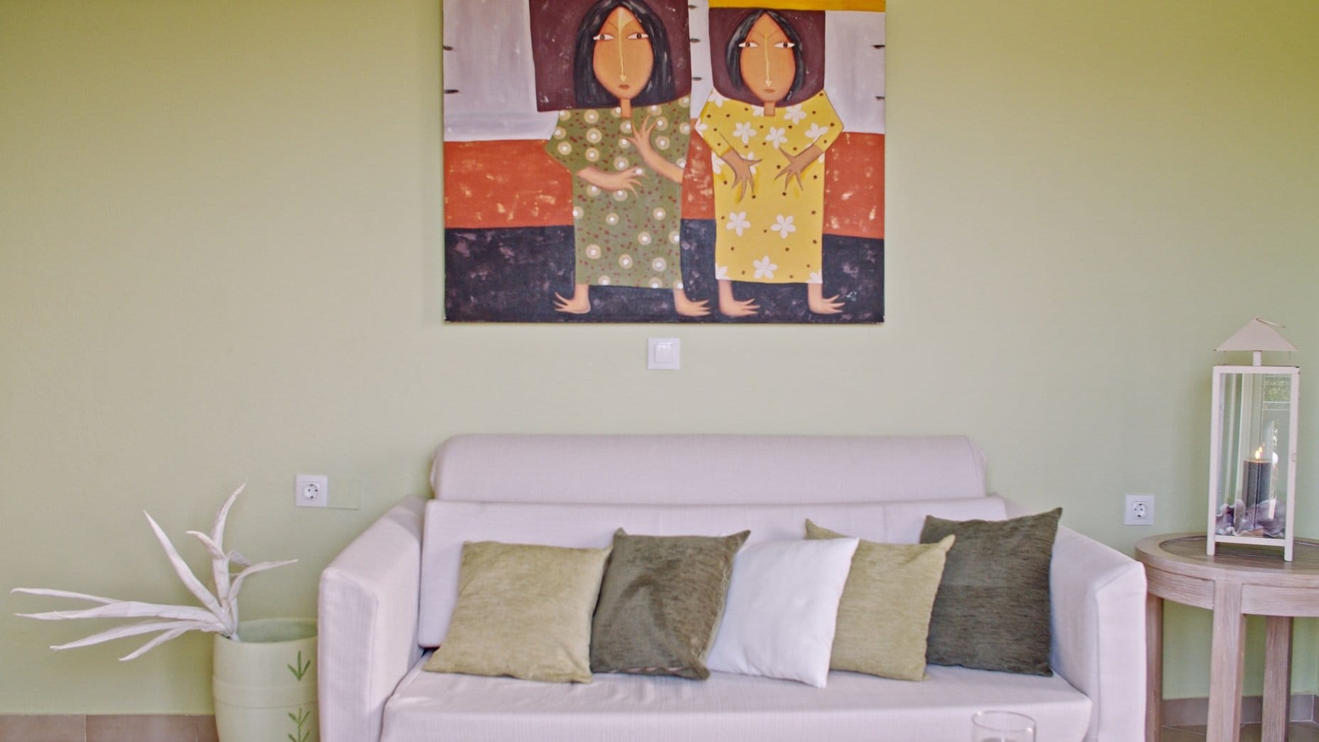 family_room_living_area_waterlily_hotel_chania_2-3