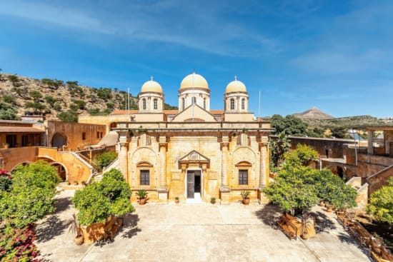 shutterstock_2079012004