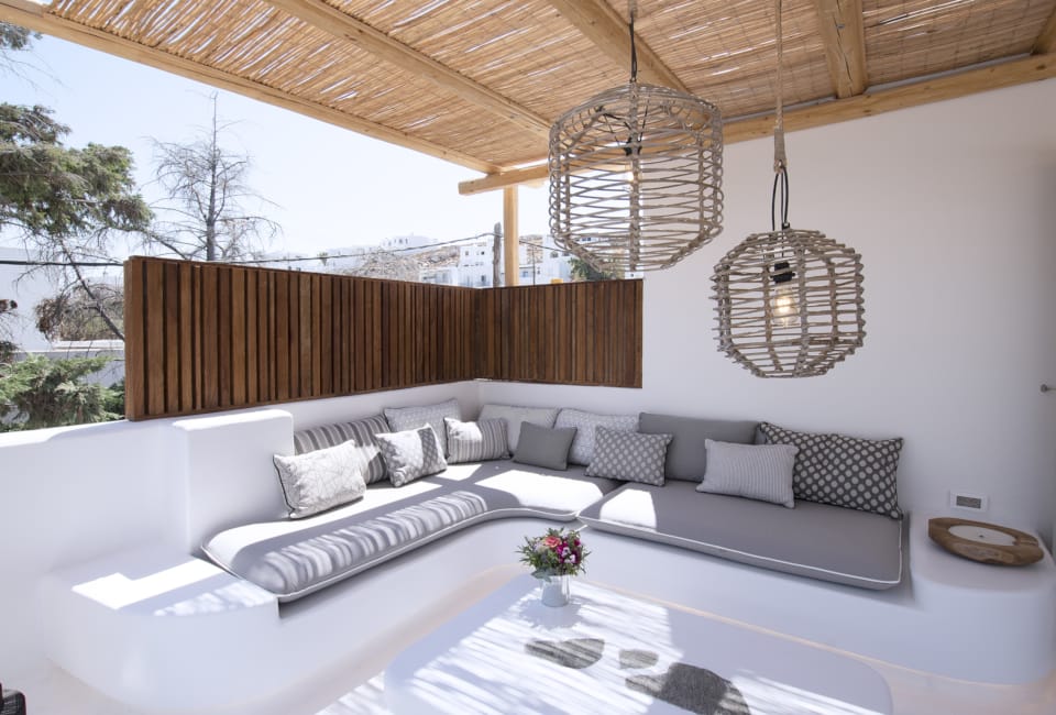 potami-home-veranda-3