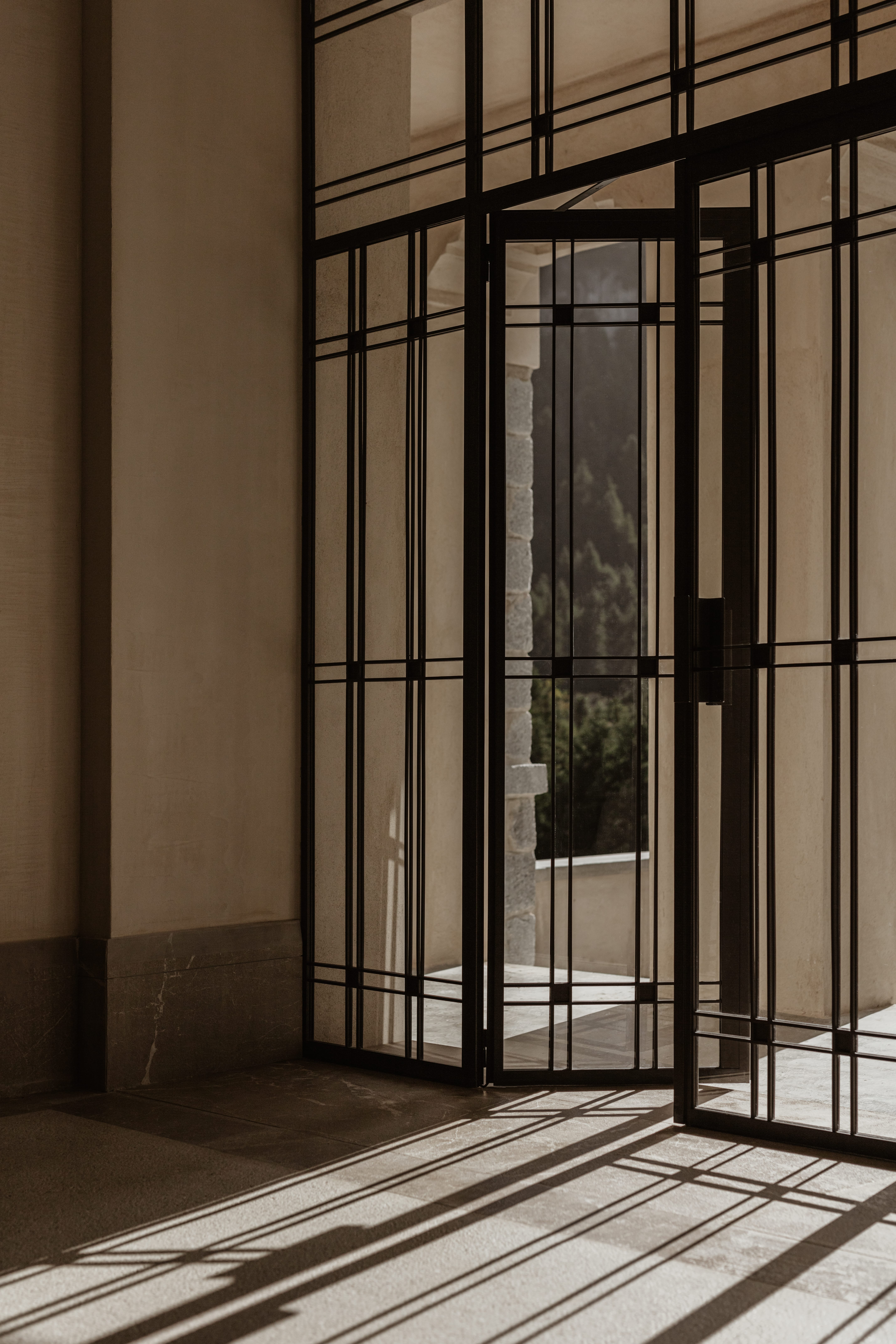 a black gate with bars