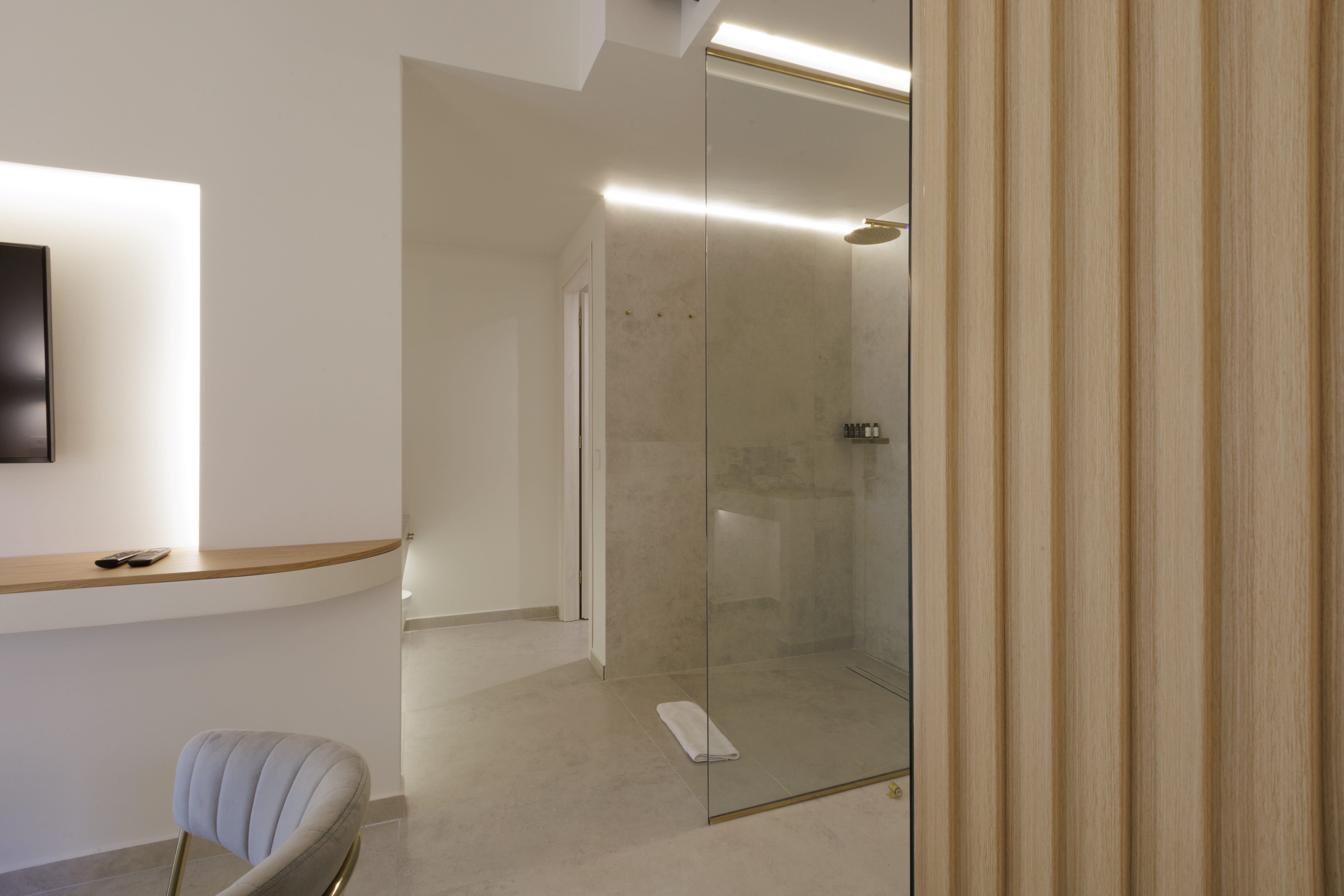 thealley_room102_07