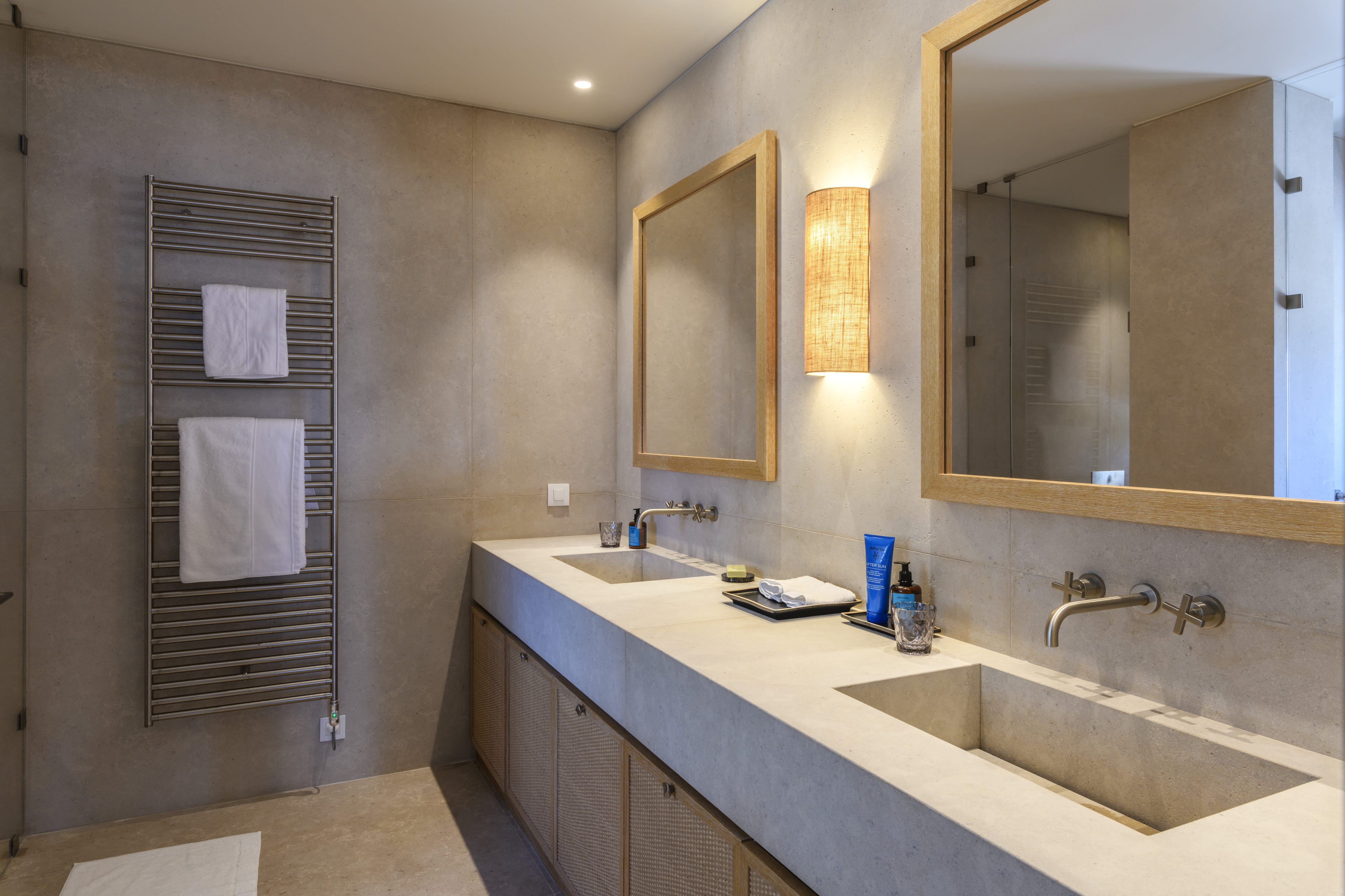 a bathroom with a large mirror