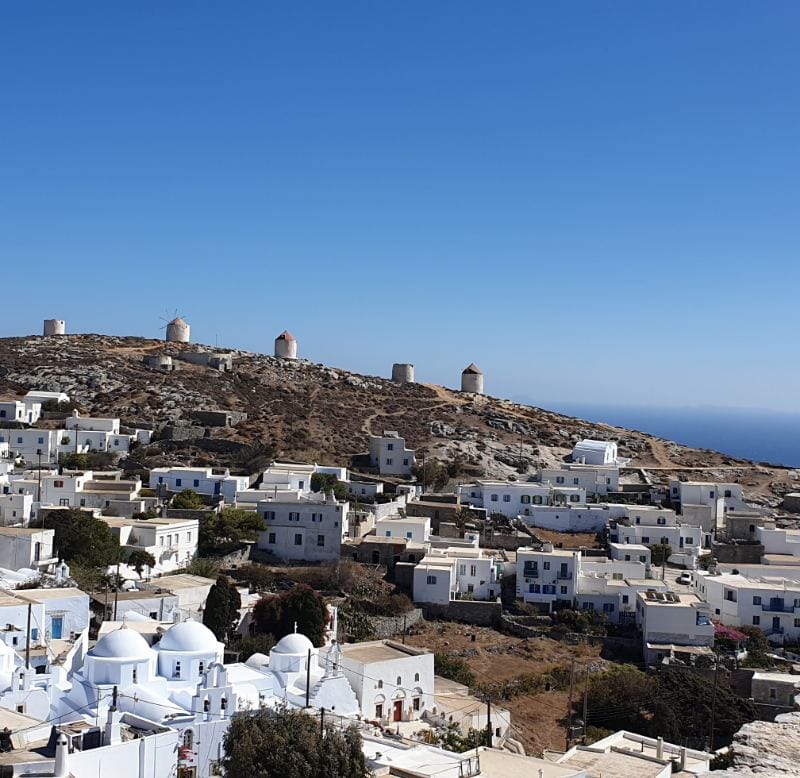 a city with many buildings