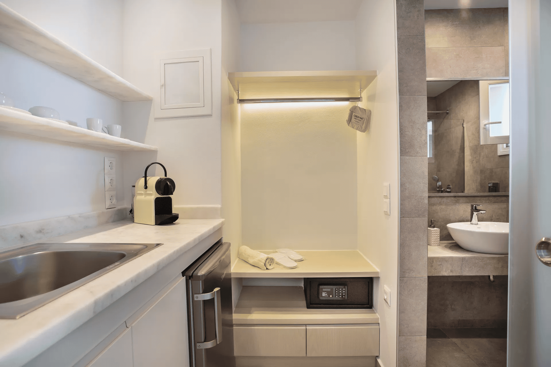 equipped kitchen room