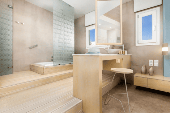 πολυτελές μπάνιο σουίτας