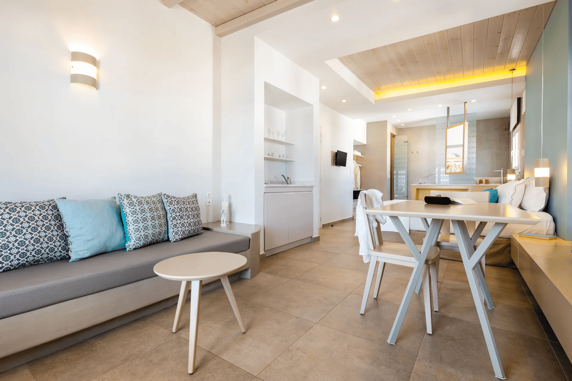 luxury vacation in Paros