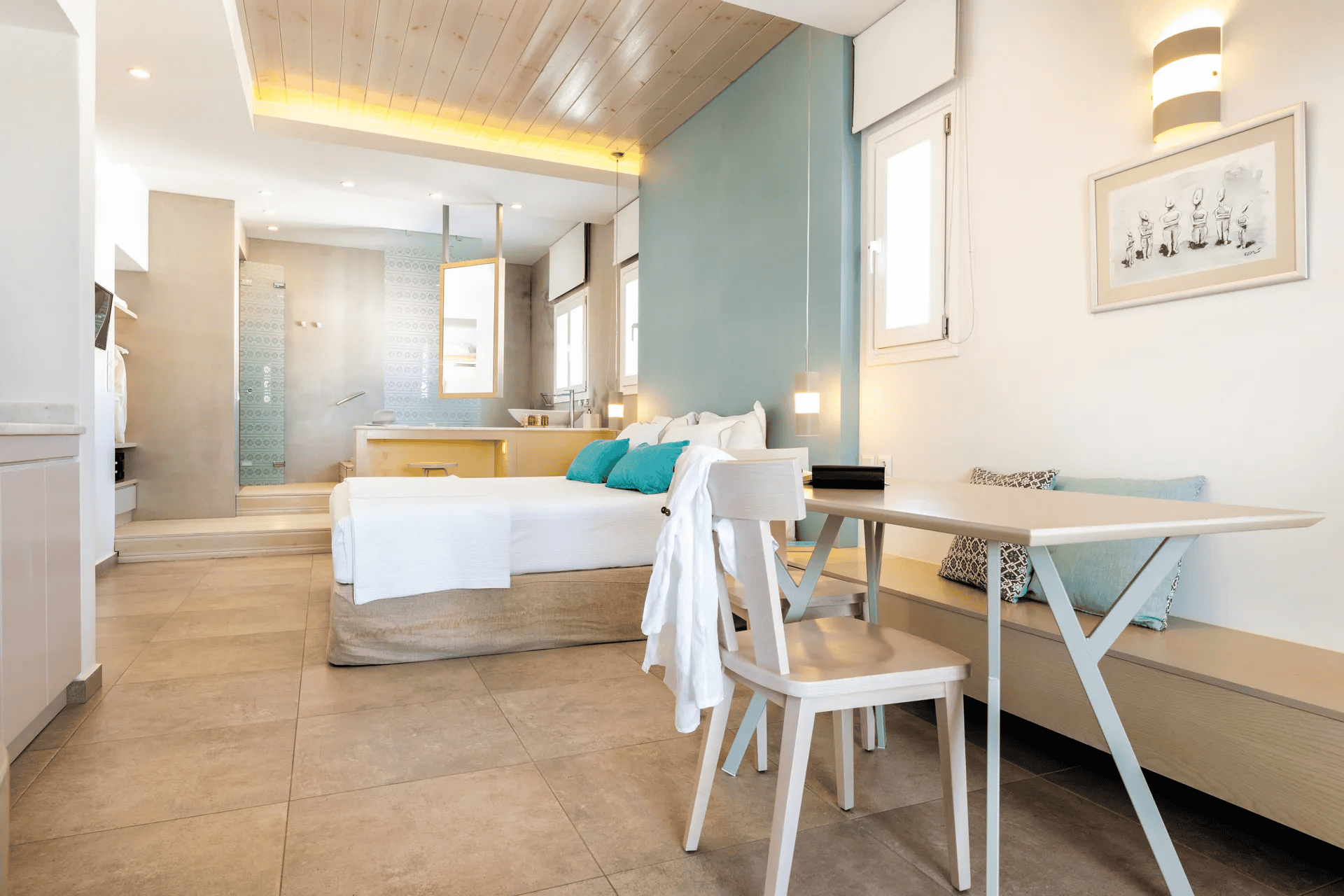 premium suite in Paros