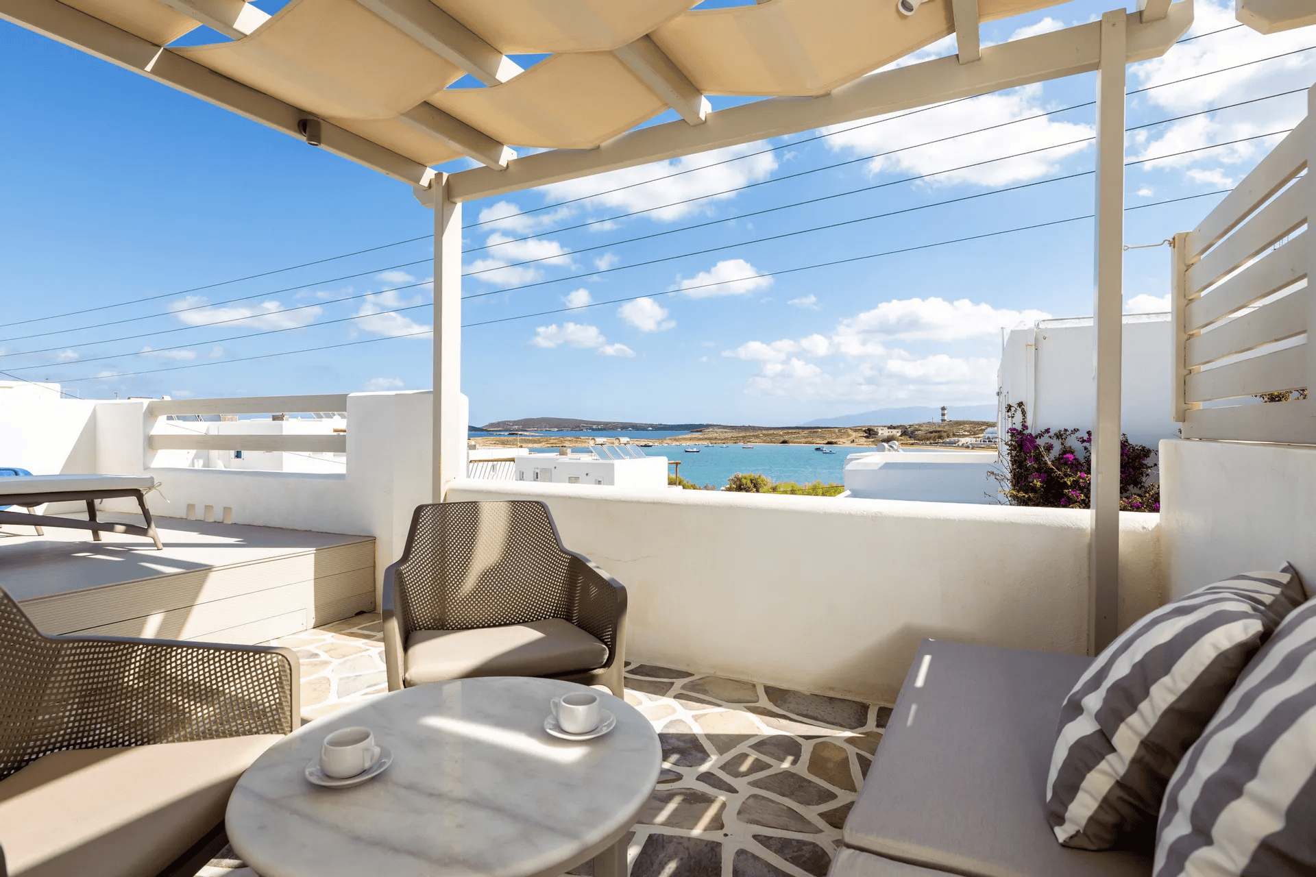balcony with view in Paros