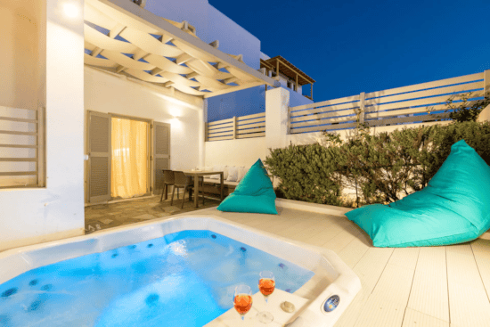 σουίτα με υδρομασάζ στην Πάρο