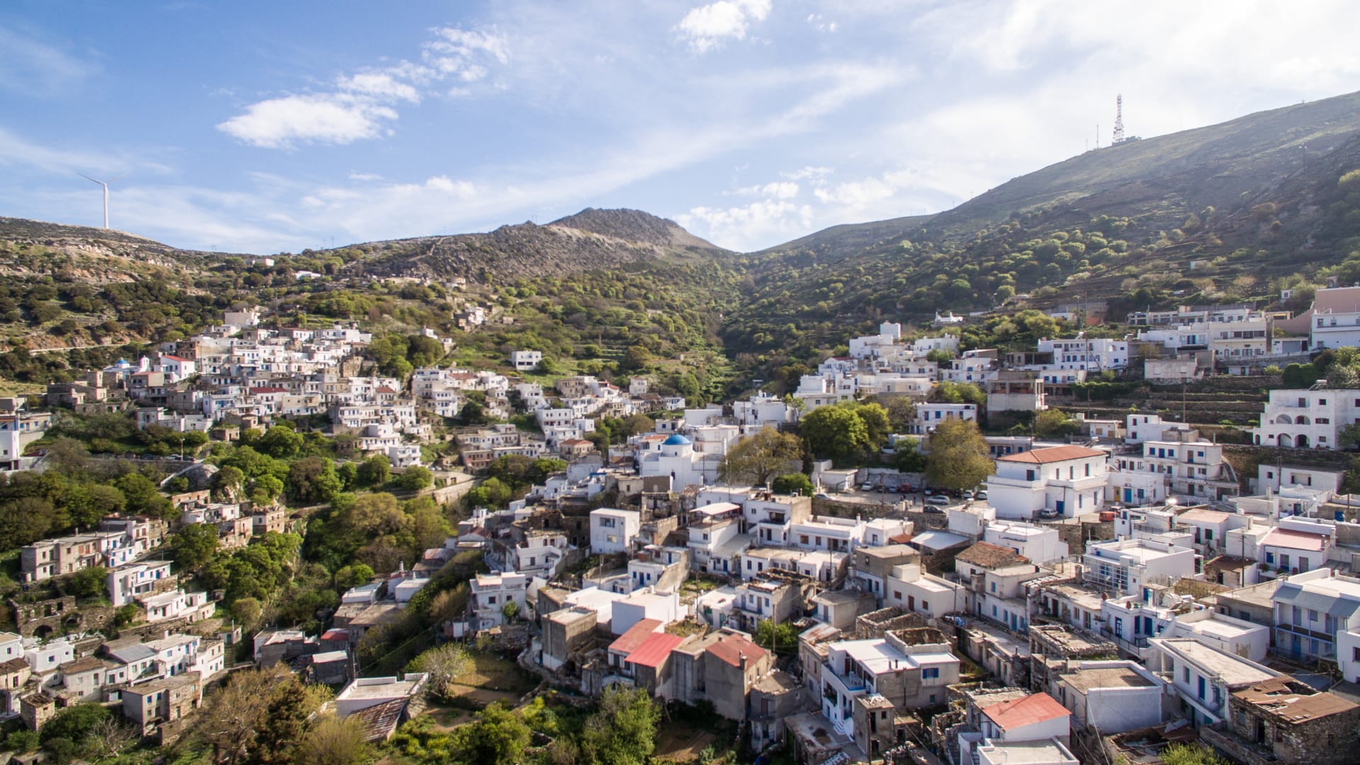 a city with many buildings