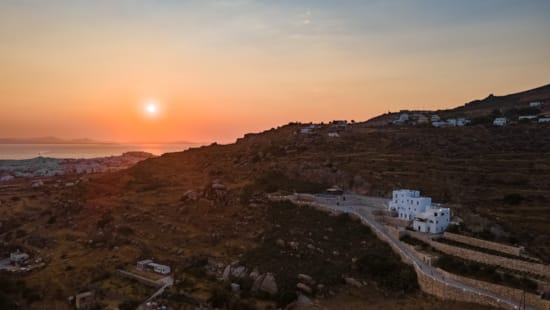 above-wow-outdoors-night-61