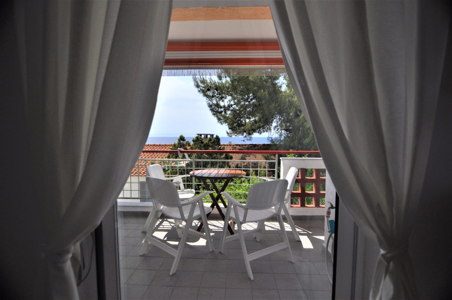 Zennova #16 Naftilos Family Summer House