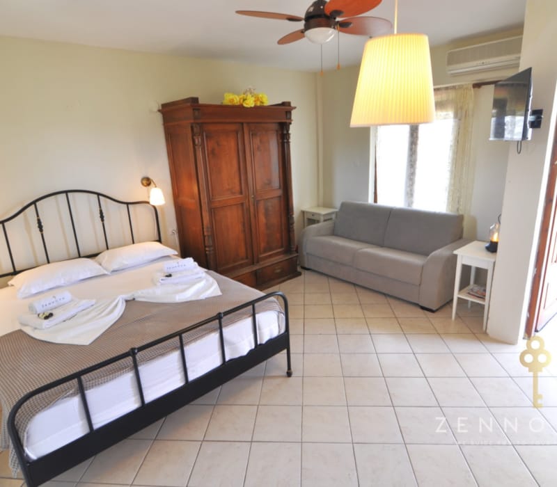 Zennova #62 Boutique Studio in Nikiti